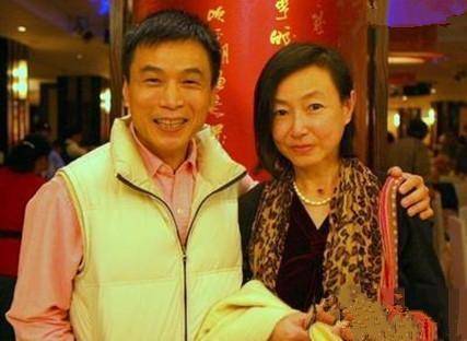 《甄嬛传》四大男主演的感情生活,果郡王失恋,他牵手剧中小主_李天柱
