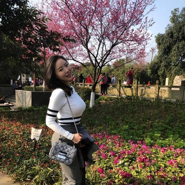 刘静尧_大学生_身材