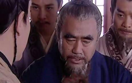 5,韩安国:御史大夫行丞相事,因受伤而被免职.