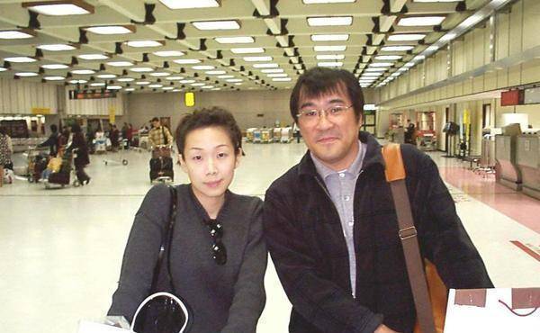 朱卫茵李宗盛前妻丈夫为林忆莲抛弃她她靠两女儿再度精彩