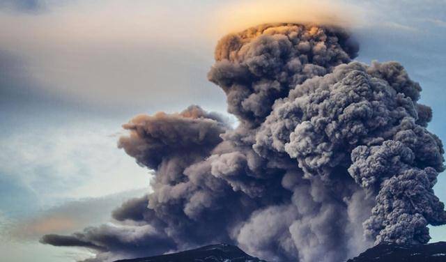 原创汤加火山爆发我们要担忧黄石超级火山吗