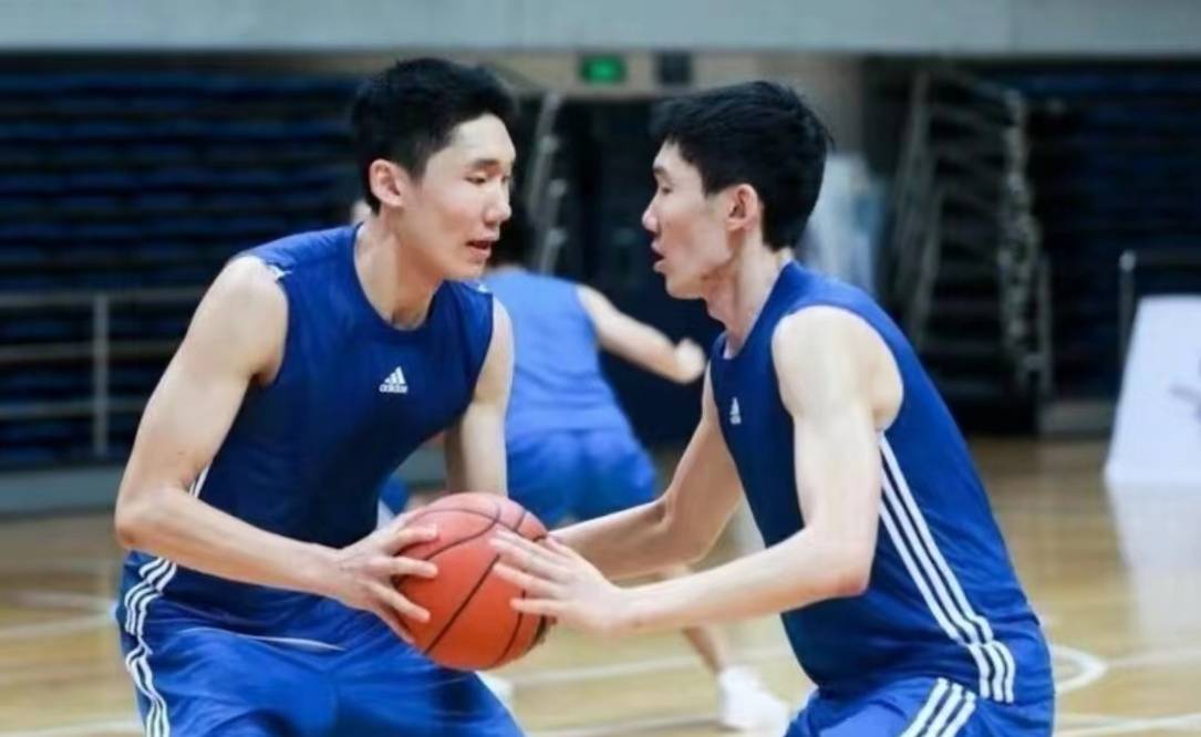 原创中国篮坛兄弟组合知多少15岁双胞胎兄弟天赋异禀未来不可限量