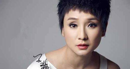 蒋雯丽美貌不输马思纯,曾与王全安相恋5年,现和顾