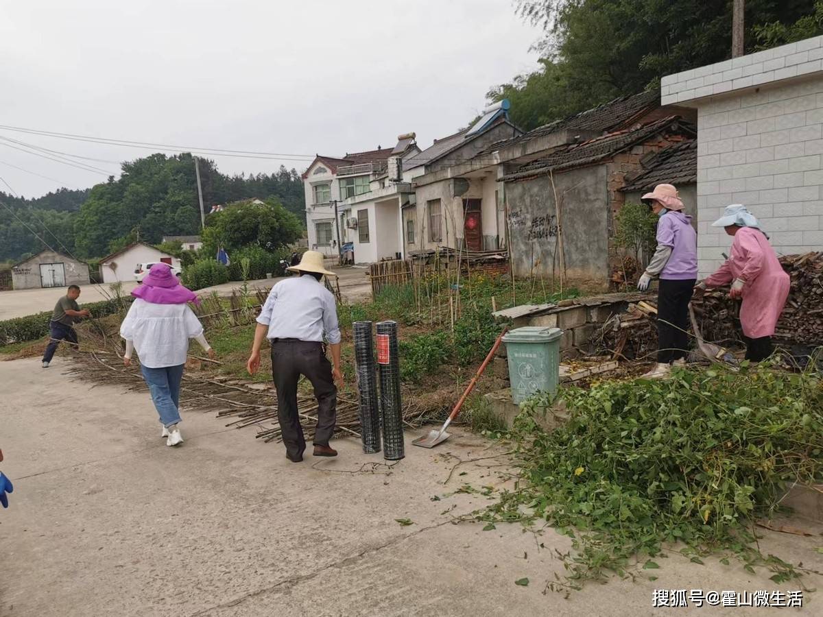 与儿街镇凡冲村推行四度工作法人居环境整治擦亮乡村振兴底色