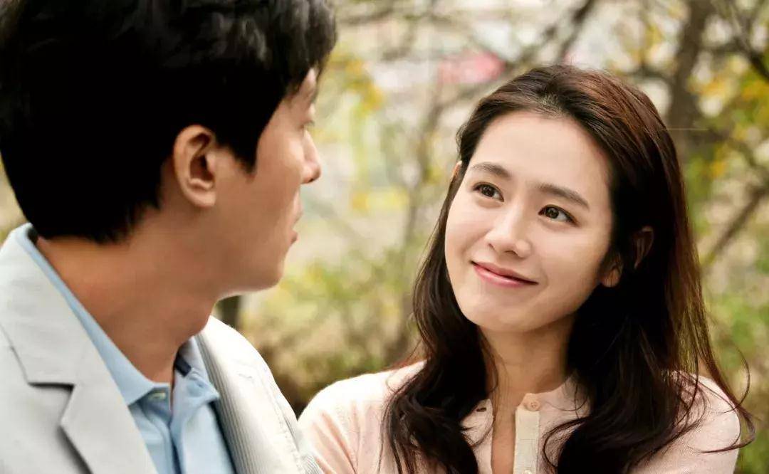(2013)德惠翁主 (2016)今年5月份,孙艺珍最新的电影作品《现在去见你