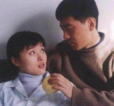 "诗人"陈建斌的情爱往事,以及他的三个著名前女友_李亚鹏_呼小静_新疆