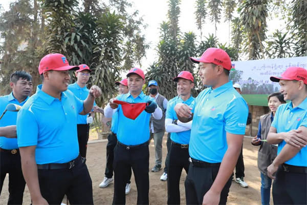 果敢自治区主办 福利来集团承办的2022果敢传统春节"元宵杯_刘正祥