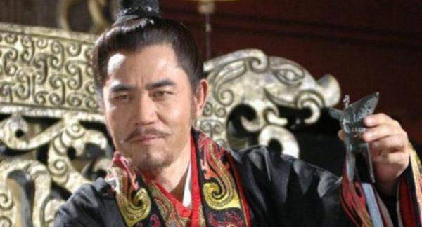 霍光:为了防止皇帝偷欢,让宫女穿上穷裤,结果让他有