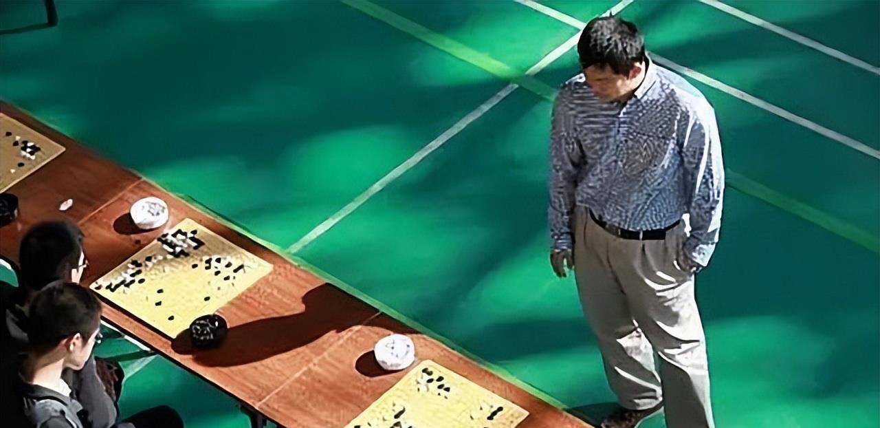 原创围棋名将常浩近况在导师的反对下他娶了一个比他大8岁的二婚师姐