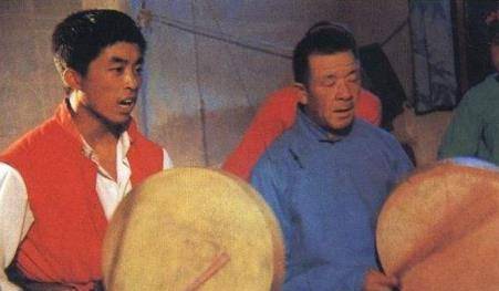 1986年,山东一神婆称帝,只收童男做后宫,还有一个更大的阴谋_晁正坤