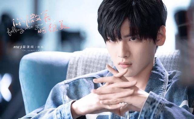 也就几年的时光;所以这一次制作方启用大批量的新人演员也是很正常的