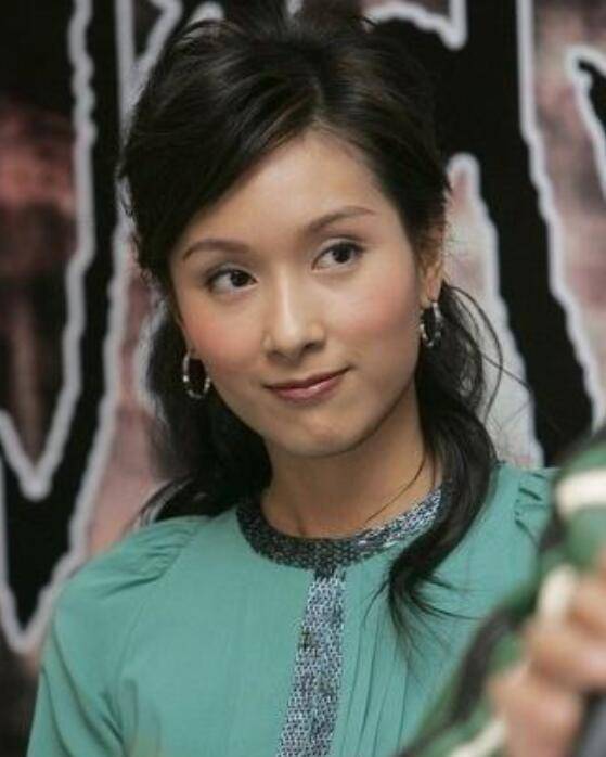 原创杨恭如年轻时到底有多美红衣孔慈惊为天人却被一巴掌扇毁星途