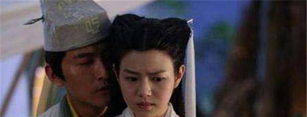 后来男主角杨过断了手,女主角小龙女中了情花毒
