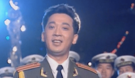 军旅歌唱家郁钧剑以小白杨盛名从艺50载近况怎样