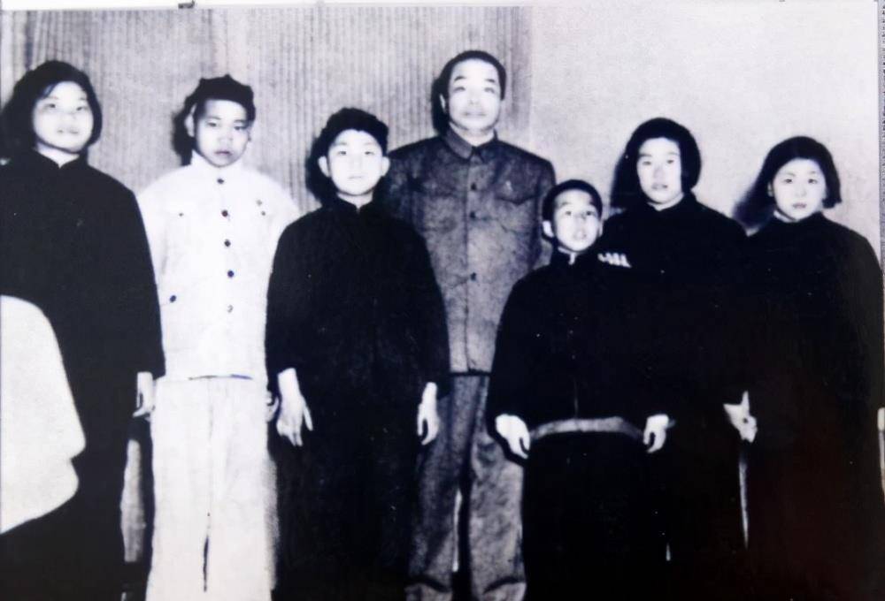 1962年彭老总嘱咐侄子代我去看看萧克同志并向他道歉