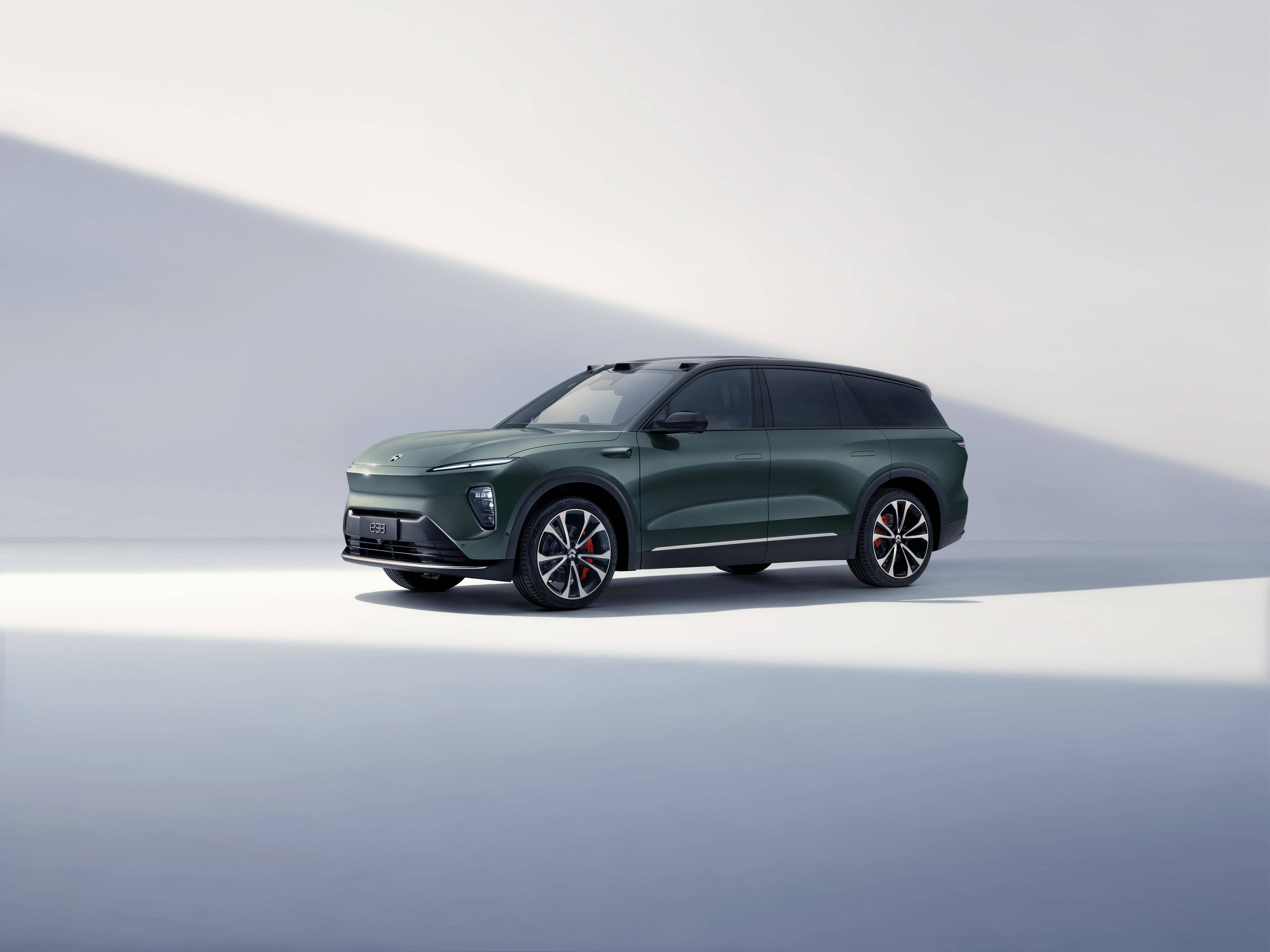 原创
蔚来ES8和EC7上市!蔚来明年销量超雷克萨斯,是不是在吹牛?1 原创
蔚来ES8和EC7上市!蔚来明年销量超雷克萨斯,是不是在吹牛?1