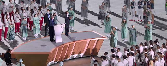 迟到1年的东京奥运会来了！巴赫致辞，日本天皇颁布发表开幕