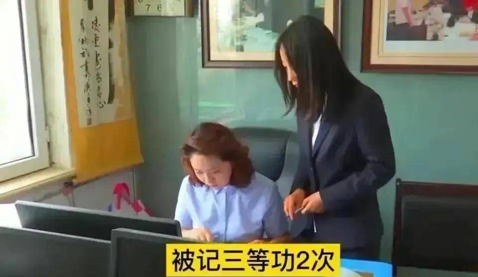 ��Ȼ����С��ĵ��黹�ڽ����У������п�����û�£����� ...