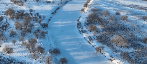 乌苏里江畔银拆素裹，哈弗酷狗邀你相逢北方雪景