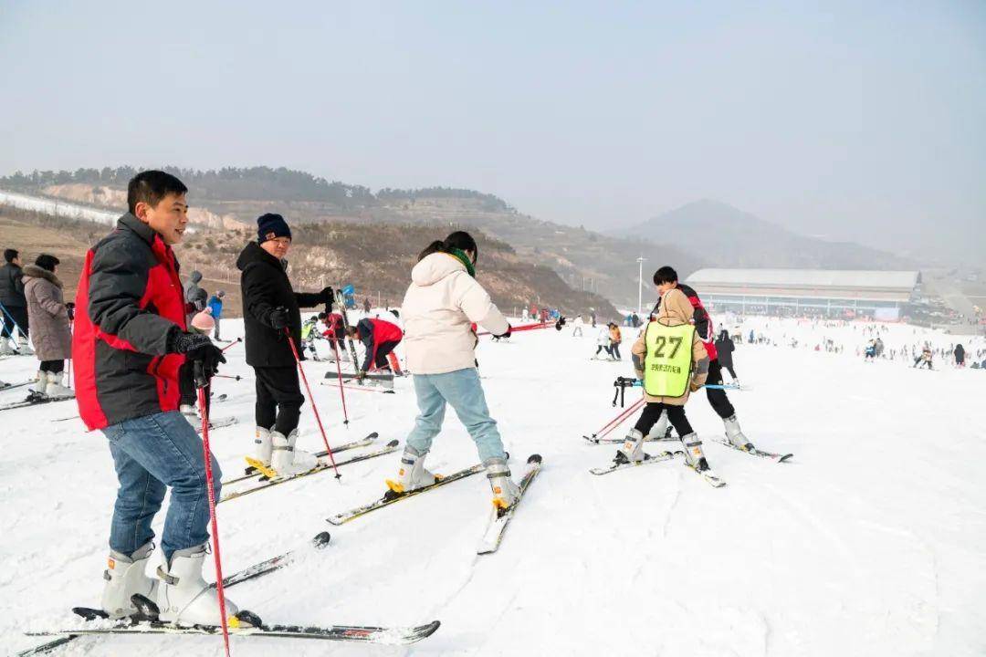 冰瀑美成了“冰水母”！济南的冰雪玩耍地大集合来啦~竟然有那么多？！