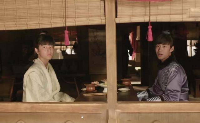 ��֪����ʢ���غ͹�͢�ǵ���꣬���������е�һ������ ...