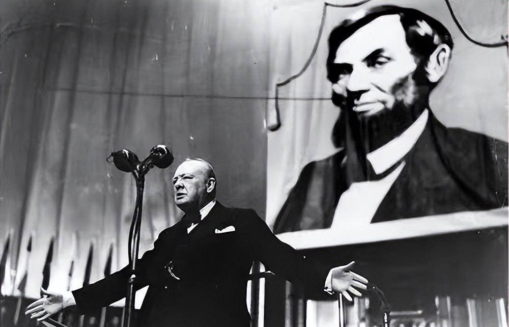 �ɳ��ĵ۹����顪������˹��Trieste