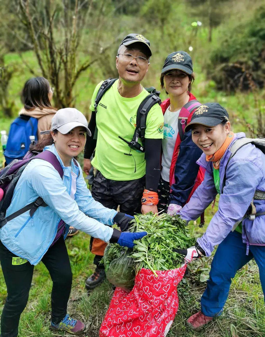 成都周边「十大典范」1日穿越线路，你走过几条？