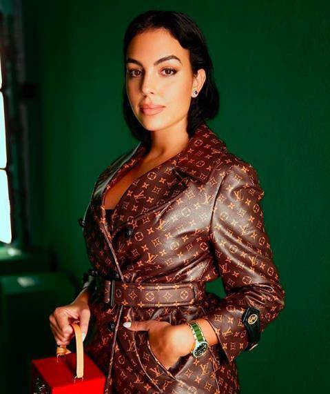 �����ȹ�������ͷ���ˣ���LVƤ�����Ʊ����������ɲ���ǰ�� ...