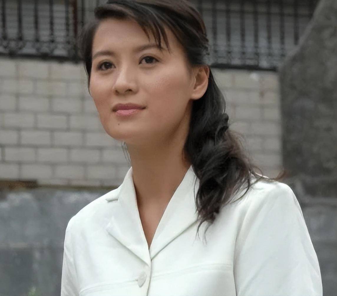 史兰芽与刘斌离婚23年，各自经历三段婚姻，却一个天上，一个地下