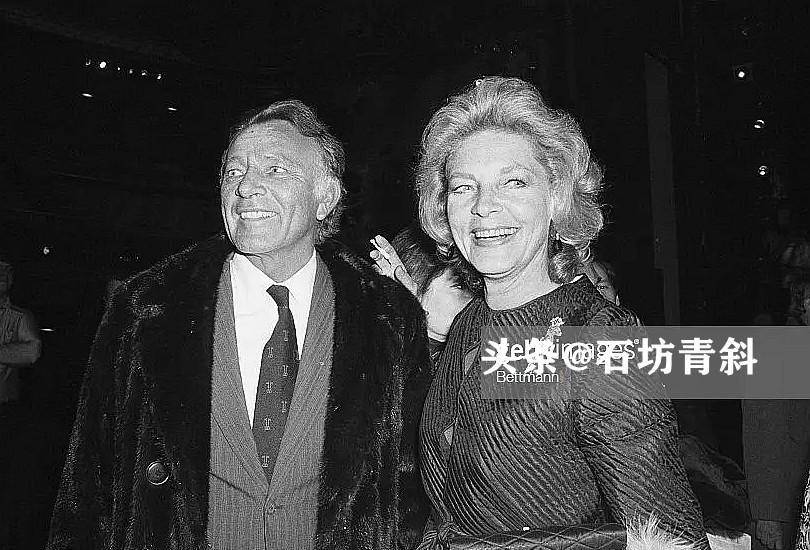 һ��Ů��Ĵ����׻�13��������,�ٻ�9������С��,ʹ�Ⱒ���� ...