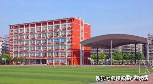 武汉城建·信达｜后湖里售楼处德律风400-630-0305转1111售楼中心！最新房源信息