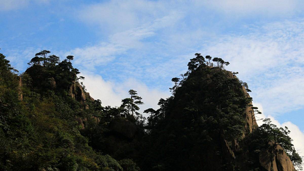 三清山：奇峰怪石、古树名花、流泉飞瀑、云海雾涛