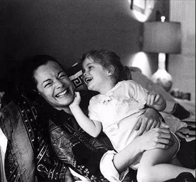 ����·�����͡����繫������Ů����������Щƽ���ġ������� ...