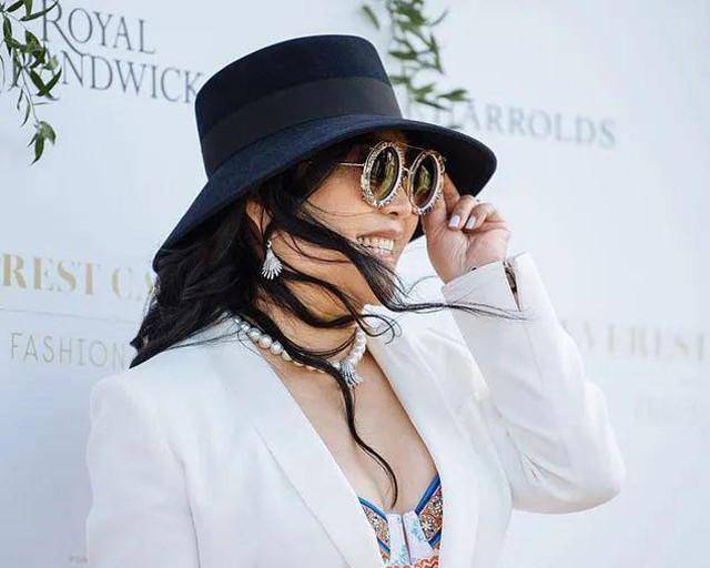 �ӡ�ϴ���á�������ƷŮ��������ӵ˽�˷ɻ���10���ڣ���ƾ ...