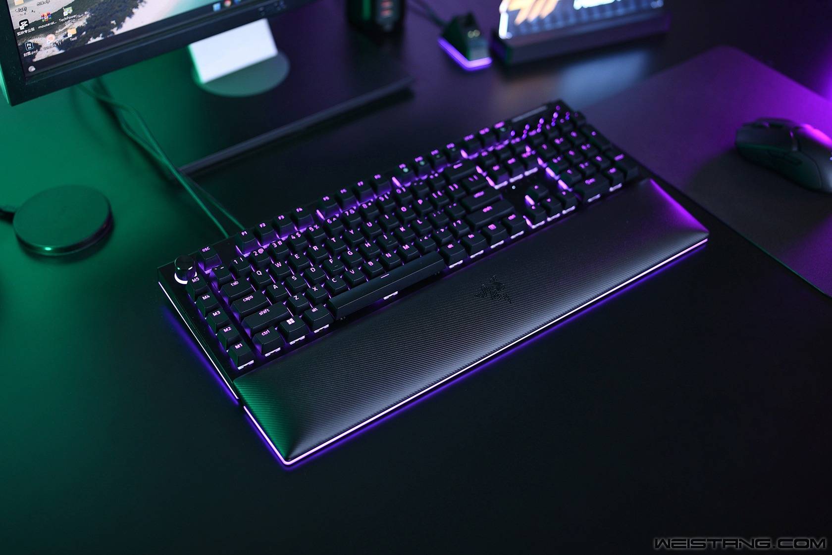 RAZERڹѸ֩V4רҵе