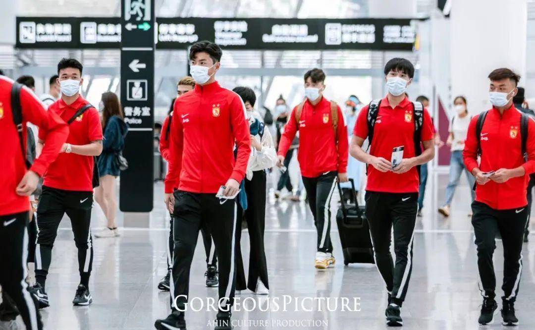 K���г�ר�ҳ����£��������г�18֧���ǰհ