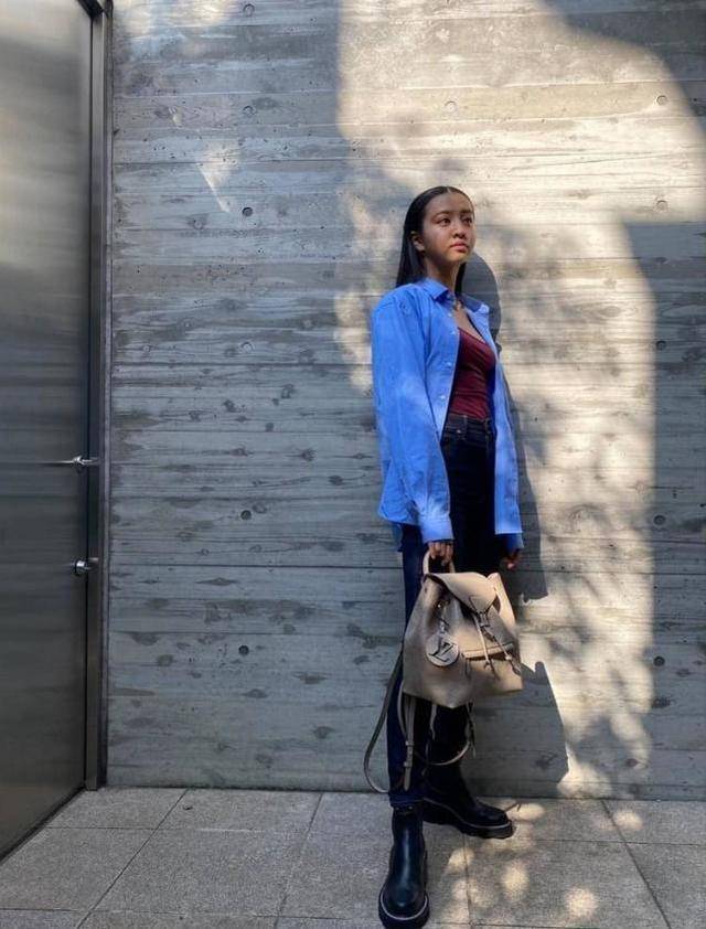 ľ��������Ů��ɹ�գ���ϣ��װ��ͷƤ������LV�簮������ ...