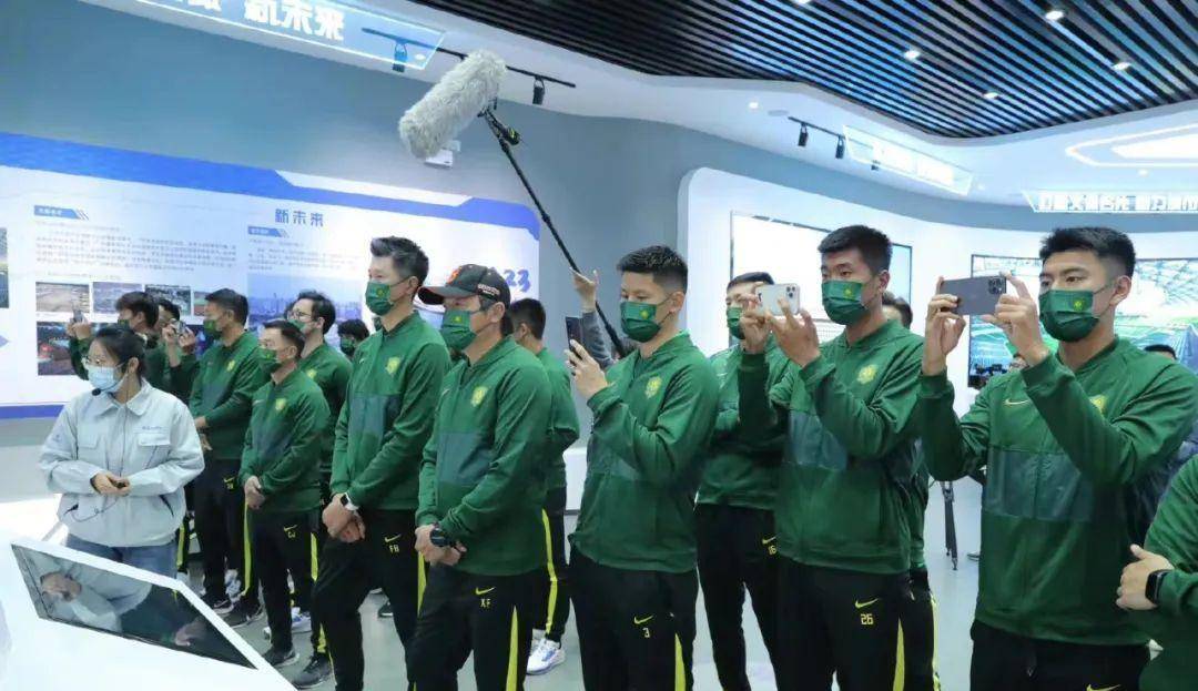 K���г�ר�ҳ����£��������г�18֧���ǰհ