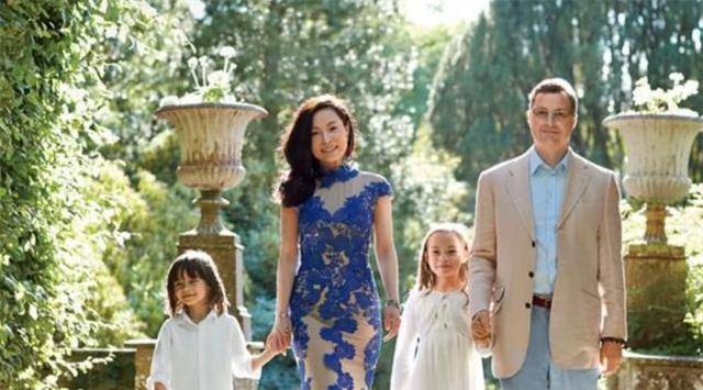 ���Ů�����������С����ϼҲ�֪������ӵ��6000ƽ��լ ...