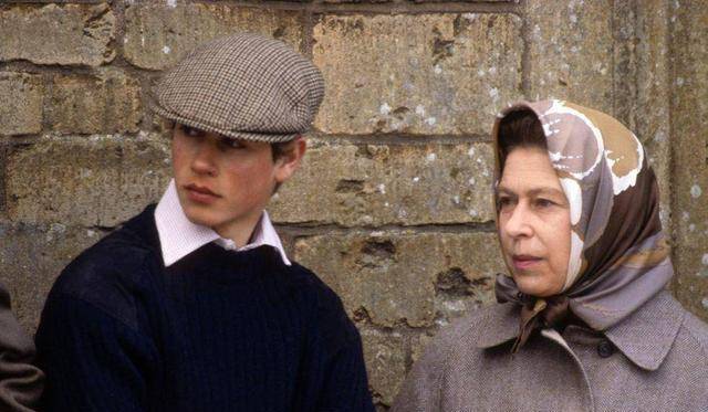 ���»����ӣ���������Ů��ȴ���ܳ裬��������������û�� ...