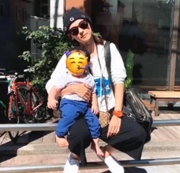 û�б�˦���Ű�֥��������̥�������֣���֪Ե�ɣ���Ů�˶� ...