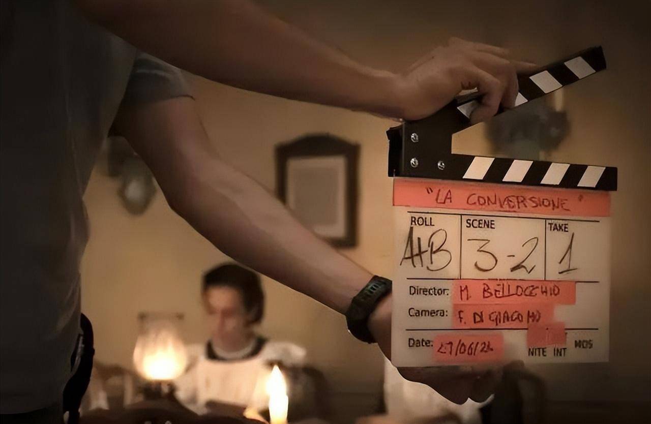 ������ɿ�����Χ��32��ӰƬ���������Ǹ���