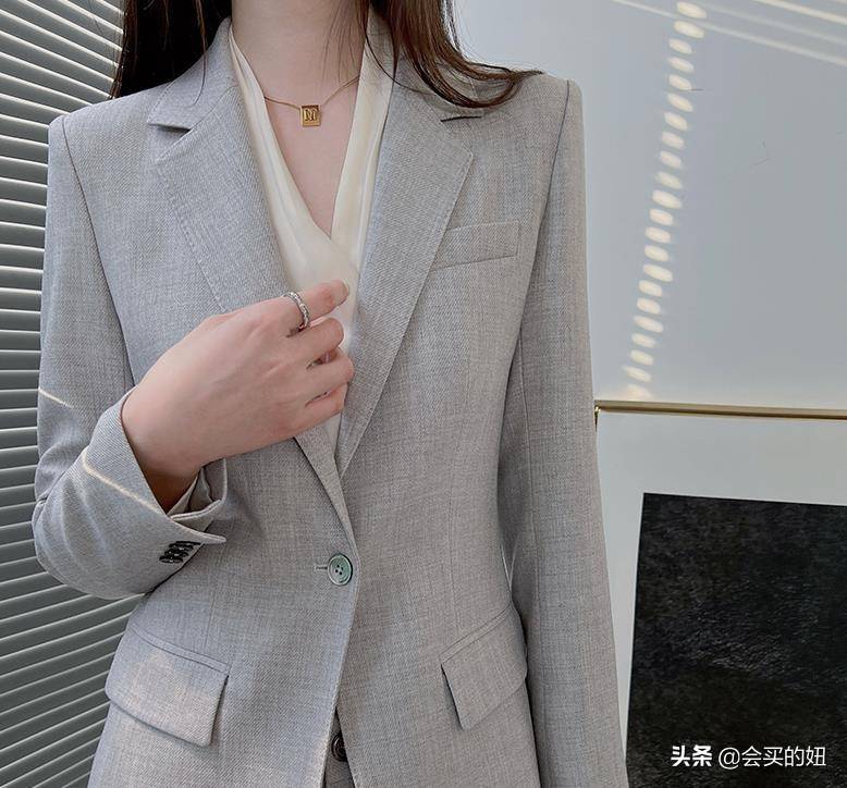 春夏西拆如何买？全面解析女生西服8大细节的挑选