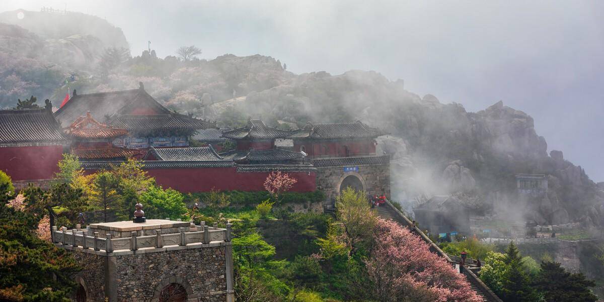 保母式泰山玩耍攻略+精简版泰山游记，想去泰山玩看那篇就够了