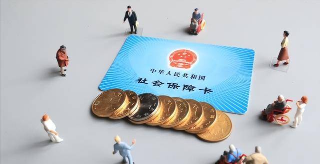 养老金上涨4%，6000元养老金的，本年能将几？将的什么时候到账