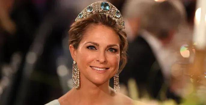 ����ڶ���������Լ��ϣķ���ں���ʧȥ����ͷ�������ƾ� ...