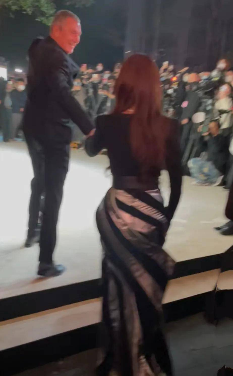 �����������ˣ���������̨������ӵ����΢��֮ҹ��Фս ...