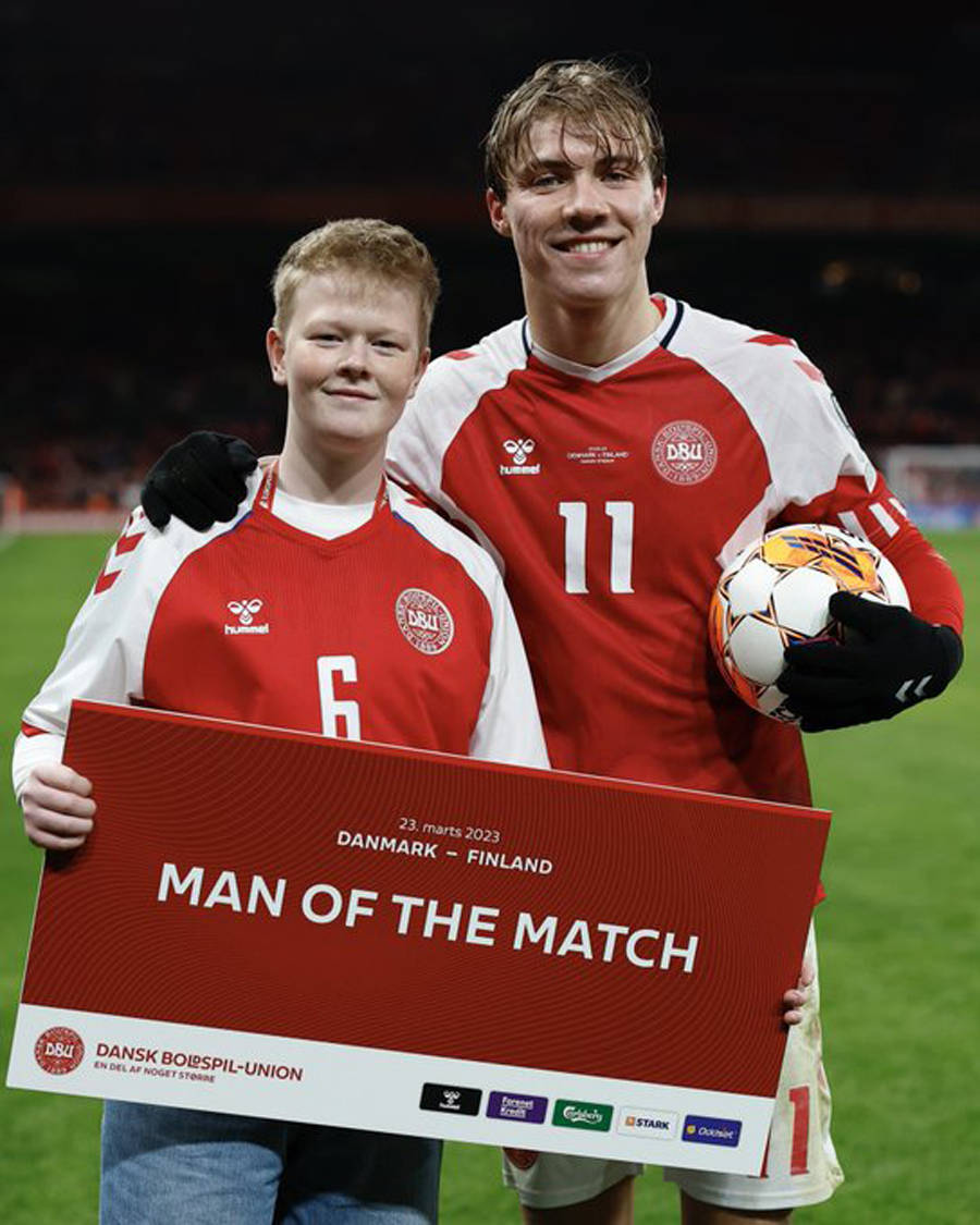 �¹����»������������ԮĿ�ģ����ض�ħ�Σ���һ������ʾ ...