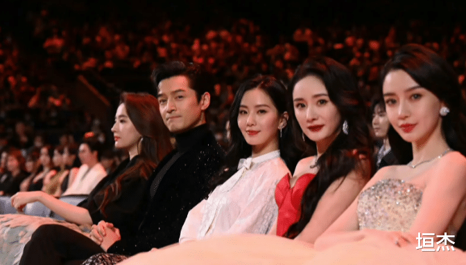 ΢����һҹ��ֻ����λ���Ͱ������ǵġ�����λ�á���ʾ�� ...