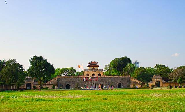 许昌汉魏故城位于许昌市建安区西北，是三国文化遗址庇护区